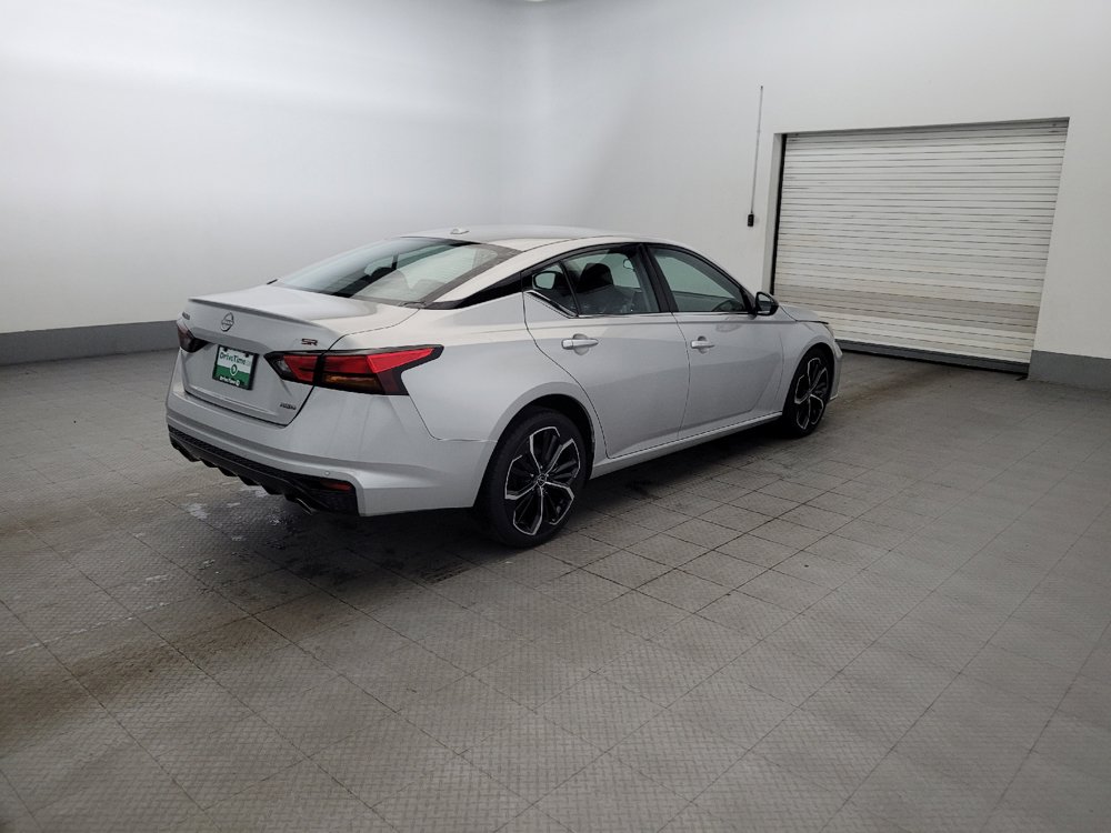 Used 2023 Nissan Altima 2.5 SR AWD/4WD image 10