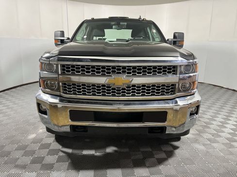 Used 2019 Chevrolet Silverado 2500 LT w/ All Star Edition AWD/4WD image 3