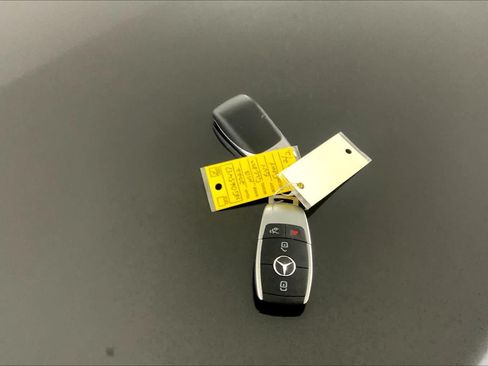 Certified 2022 Mercedes-Benz GLC 300 4MATIC image 15