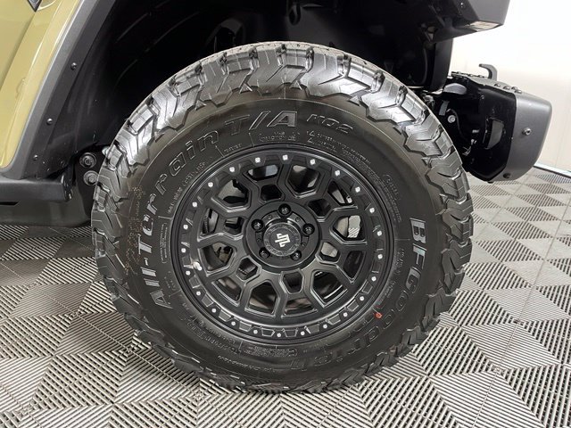 Used 2026 Jeep Wrangler Unlimited Sport AWD/4WD image 9