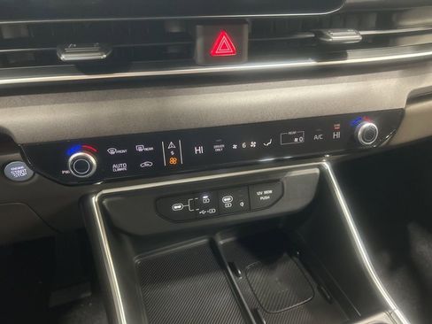 New 2026 Kia Carnival EX image 20