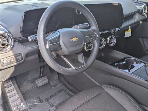 New 2025 Chevrolet Blazer EV LT image 3