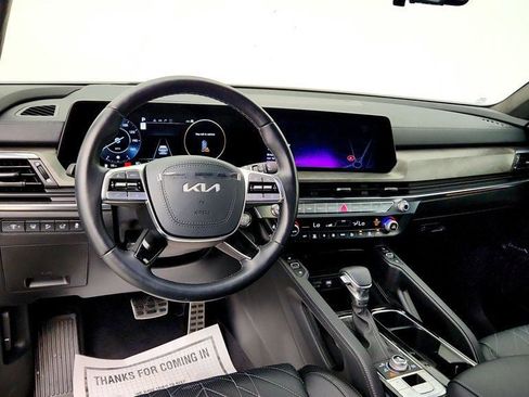 Used 2025 Kia Telluride SX Prestige X-Pro AWD/4WD image 12