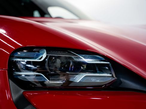 Used 2023 Porsche Taycan GTS image 46