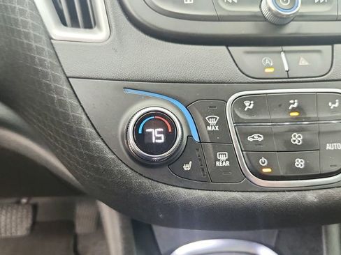 Used 2023 Chevrolet Malibu LT image 23