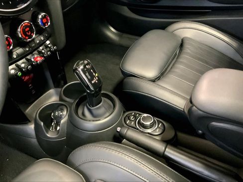 Used 2023 MINI Cooper S image 17