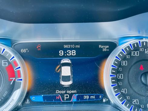 Used 2016 Chrysler 200 S w/ Sun & Sound Group AWD/4WD image 17