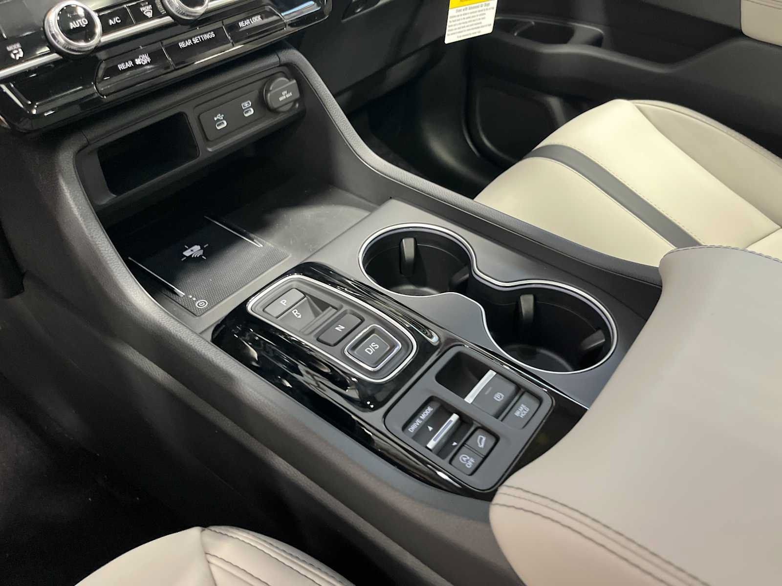New 2026 Honda Pilot Touring image 16