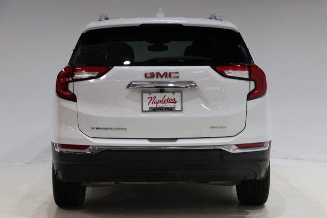 Used 2023 GMC Terrain SLT w/ Tech Package AWD/4WD image 6