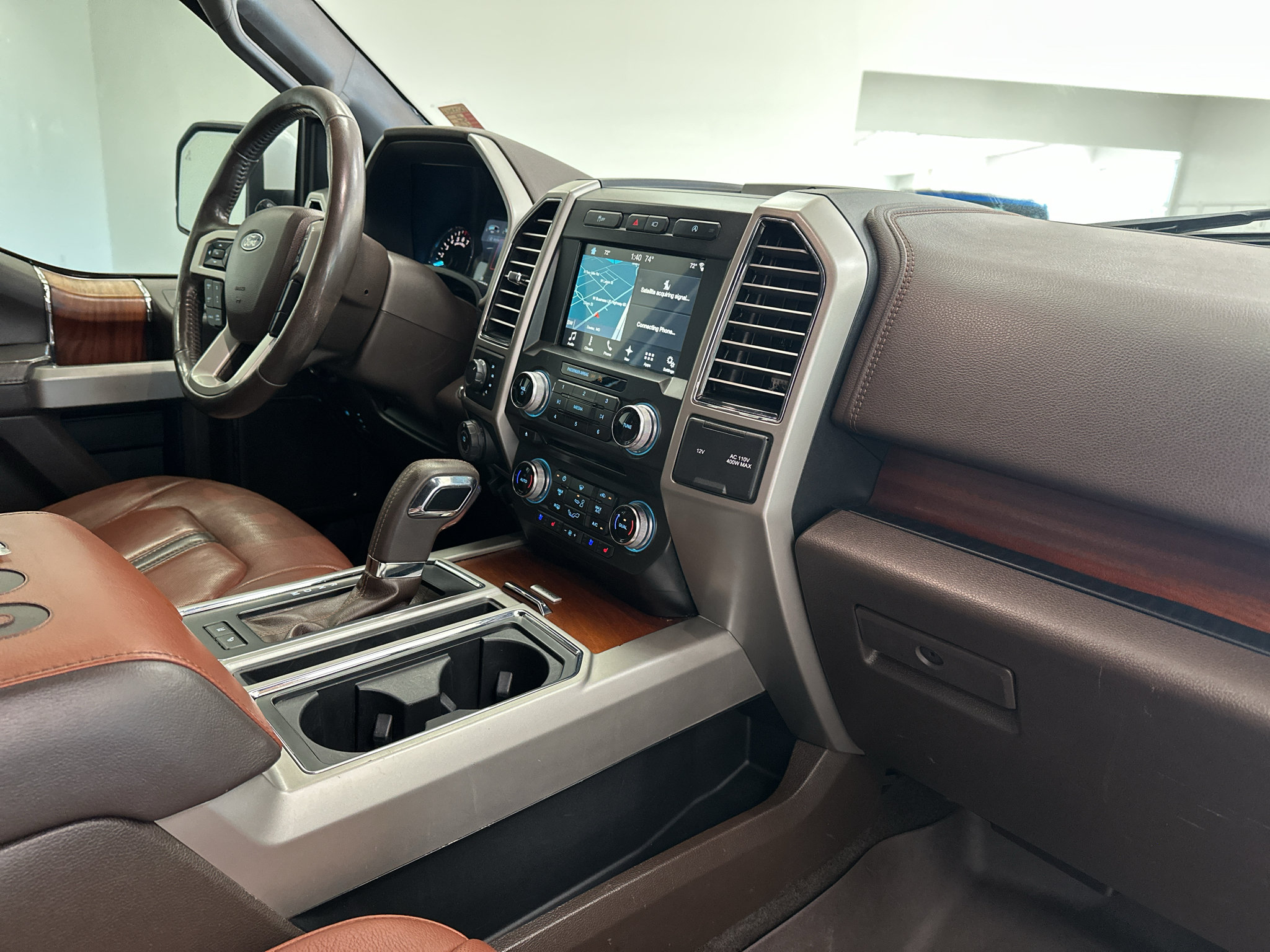 Used 2018 Ford F150 King Ranch w/ Equipment Group 601A Luxury AWD/4WD image 11