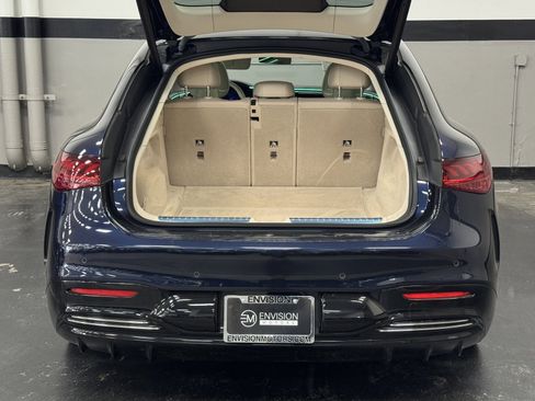 Used 2023 Mercedes-Benz EQS 580 4MATIC Sedan image 14