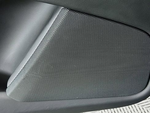 Used 2019 Tesla Model X Long Range image 19