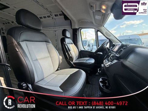 Used 2025 RAM ProMaster 2500 w/ Convenience Group FWD image 28