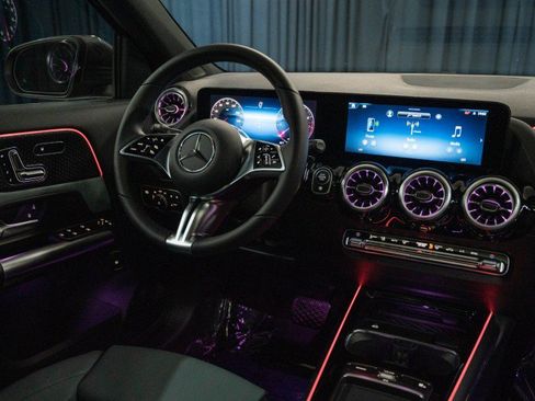 New 2026 Mercedes-Benz GLA 250 4MATIC image 17