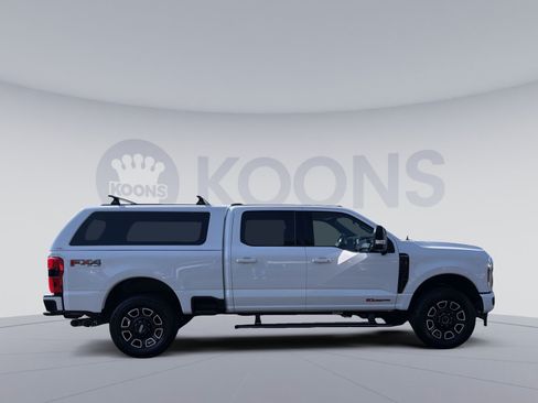 Used 2025 Ford F350 Platinum w/ FX4 Off-Road Package AWD/4WD image 8
