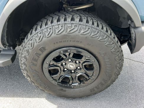 Used 2022 Ford Bronco Wildtrak AWD/4WD image 13