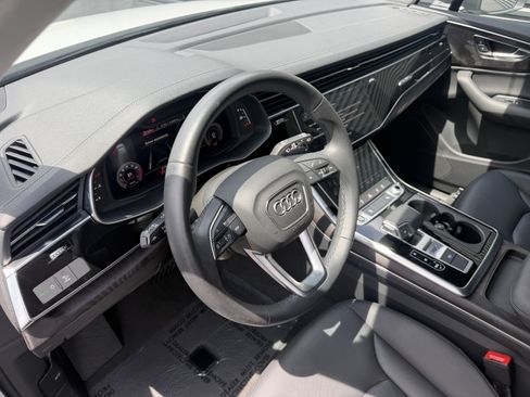 Used 2023 Audi Q7 3.0T Premium AWD/4WD image 4