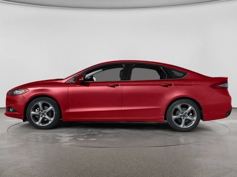 Used 2013 Ford Fusion SE FWD image 3