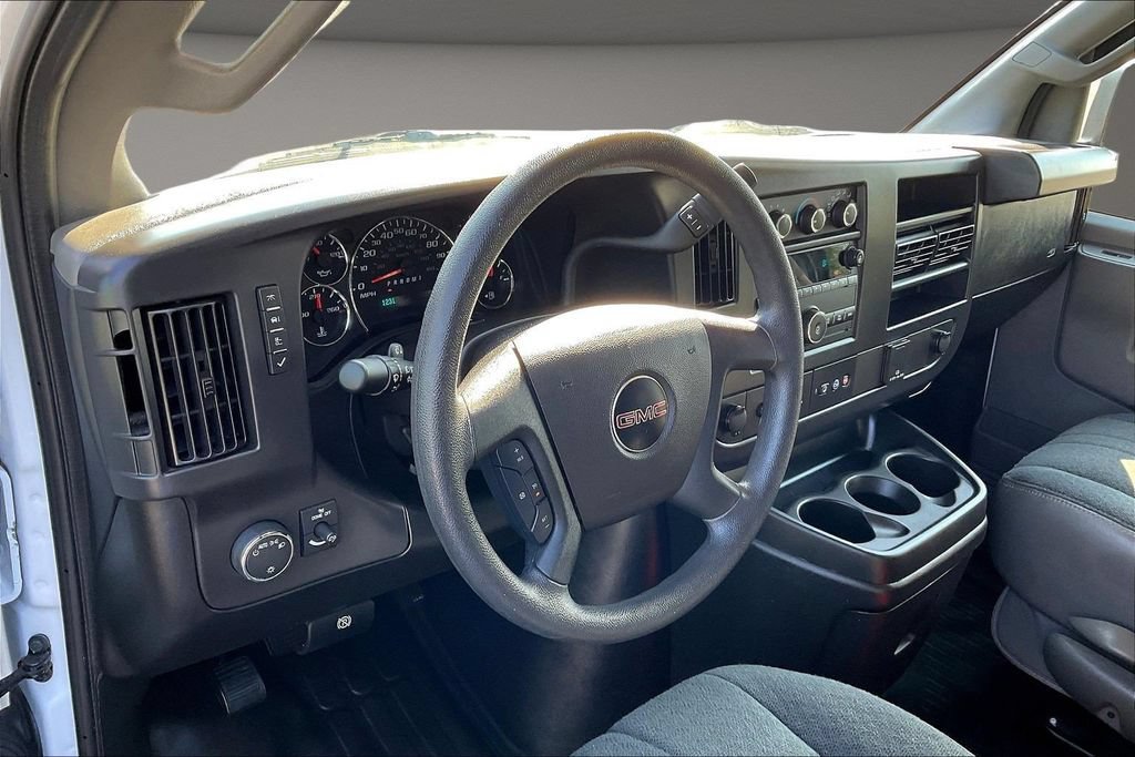 Used 2025 GMC Savana 2500 w/ Driver Convenience Package RWD image 18