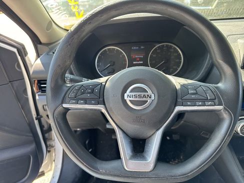 Used 2020 Nissan Sentra S FWD image 6