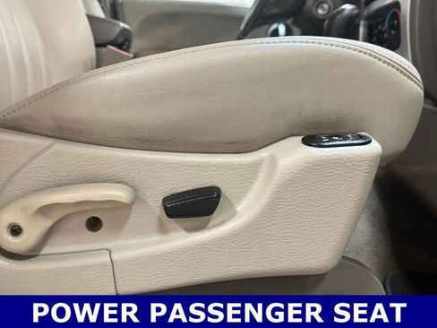 Used 2005 Jeep Liberty Limited image 36