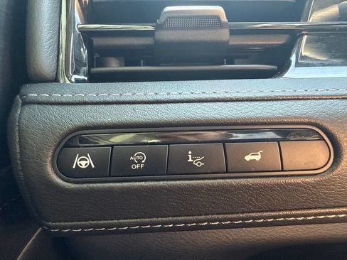 Used 2025 INFINITI QX80 Sensory w/ Premium Cargo Package AWD/4WD image 25