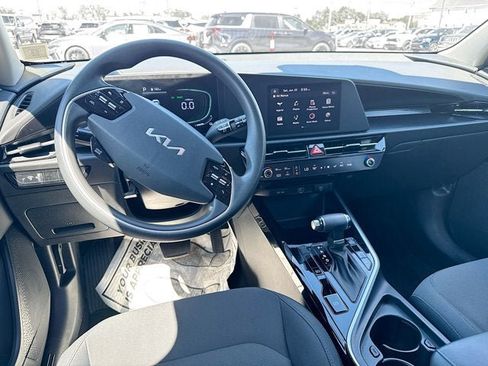 Certified 2023 Kia Niro LX FWD image 20