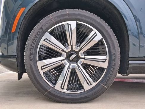 New 2026 Cadillac Escalade IQ Luxury 1 AWD/4WD image 31
