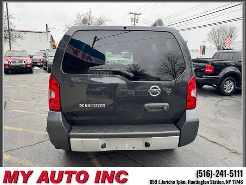 Used 2012 Nissan Xterra S image 5