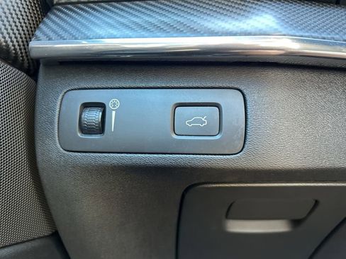 Used 2018 Volvo XC90 T5 R-Design w/ Convenience Package image 32