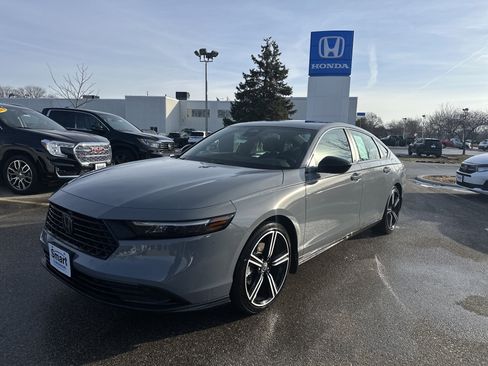 Certified 2023 Honda Accord Sport image 1