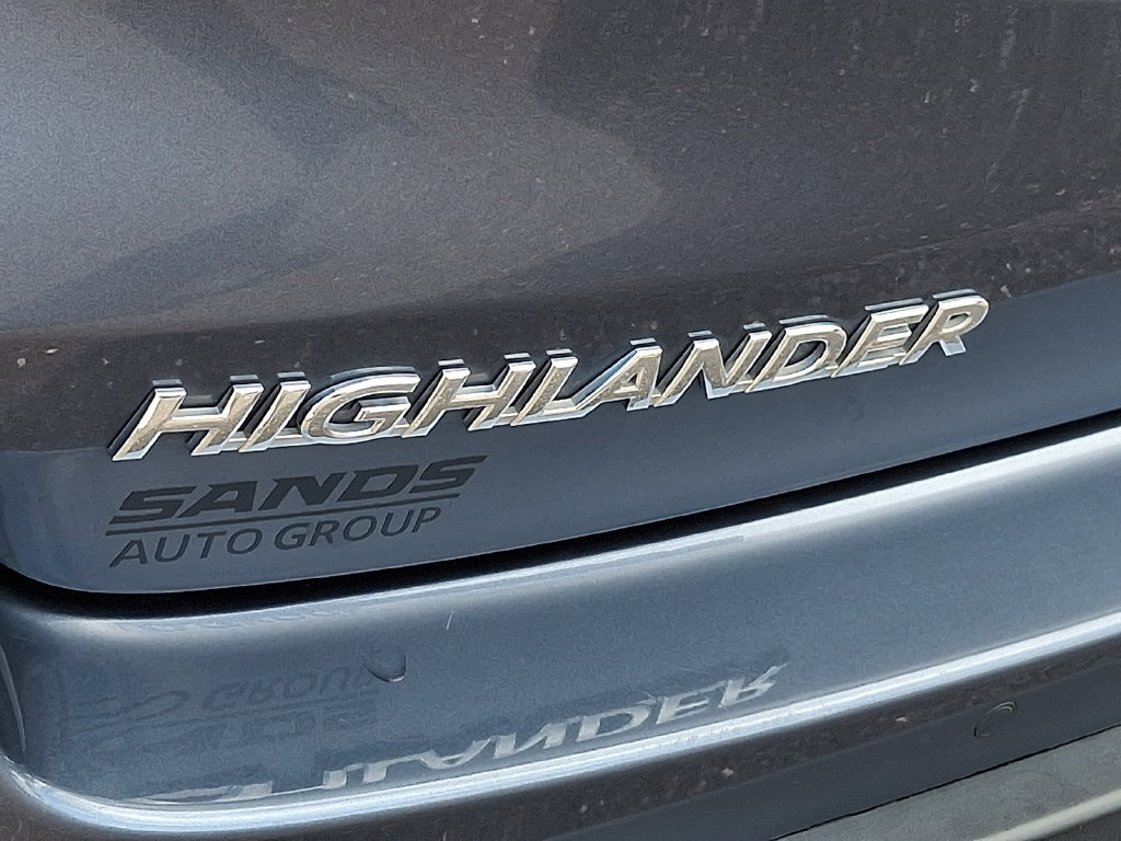 Used 2019 Toyota Highlander Limited Platinum AWD/4WD image 36