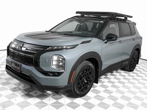 New 2026 Mitsubishi Outlander Trail Edition image 7