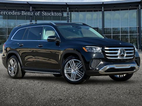 New 2026 Mercedes-Benz GLS 450 4MATIC image 2