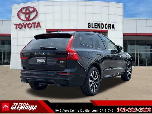 Used 2025 Volvo XC60 B5 Plus AWD/4WD image 10