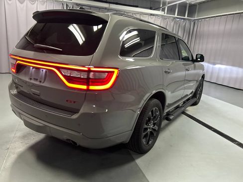 Used 2025 Dodge Durango GT AWD/4WD image 7