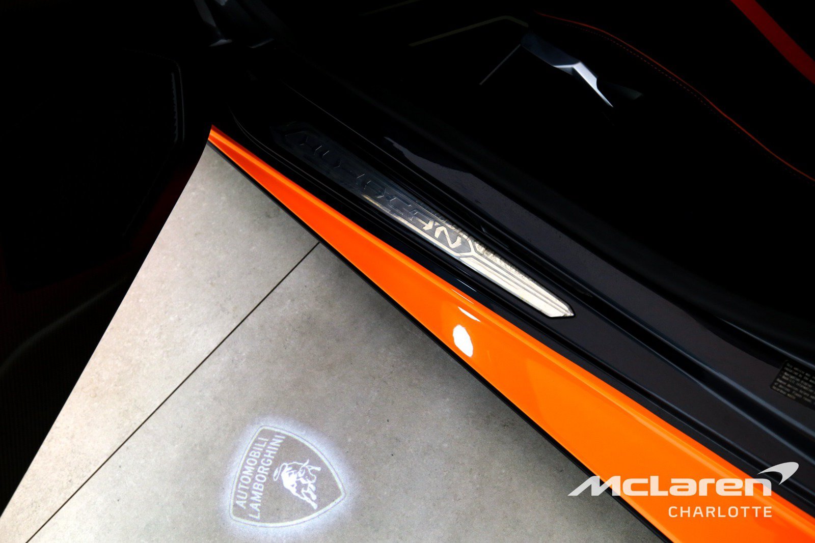 Used 2022 Lamborghini Huracan STO RWD image 16