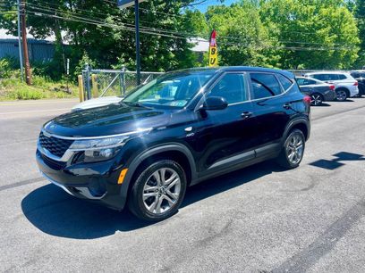 Used 2021 Kia Seltos LX
