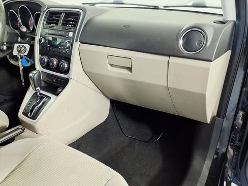 Used 2010 Dodge Caliber Mainstreet image 9