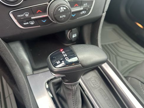 Used 2018 Dodge Charger GT w/ Blacktop Package image 45