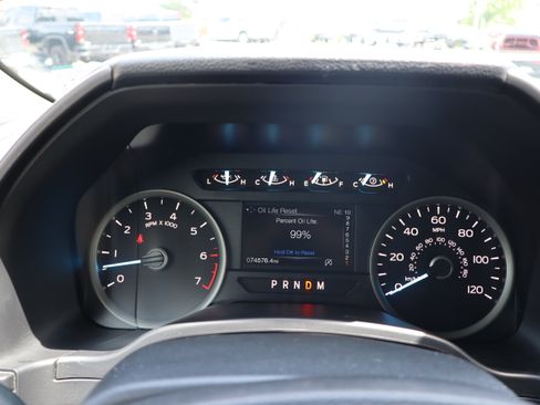 Used 2020 Ford F150 XLT w/ Equipment Group 302A Luxury AWD/4WD image 26