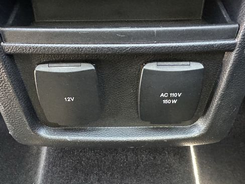 Used 2016 Ford Edge SEL w/ Equipment Group 201A FWD image 20