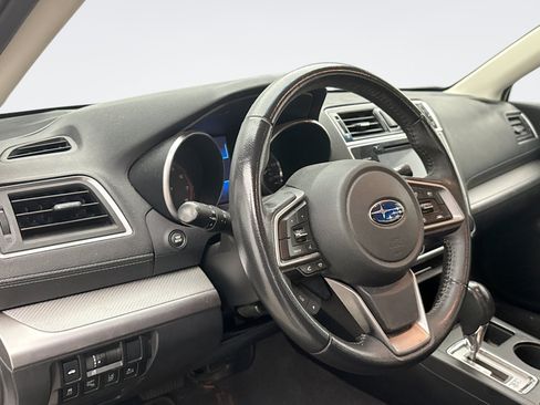 Used 2019 Subaru Legacy 2.5i Premium AWD/4WD image 7