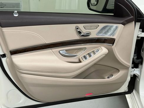 Used 2016 Mercedes-Benz S 550 4MATIC Sedan image 28