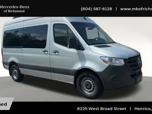 Used 2024 Mercedes-Benz Sprinter 2500 image 4