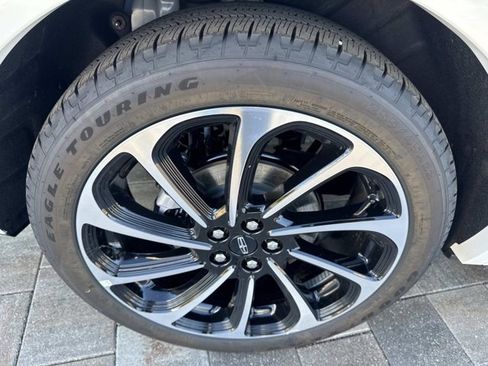 New 2026 Lincoln Nautilus Black Label image 32