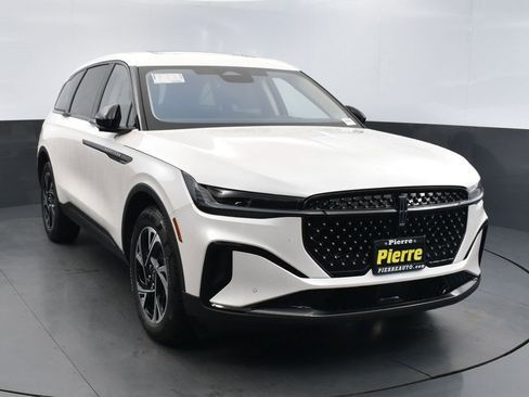 New 2026 Lincoln Nautilus Premier w/ Equipment Group 102A image 6