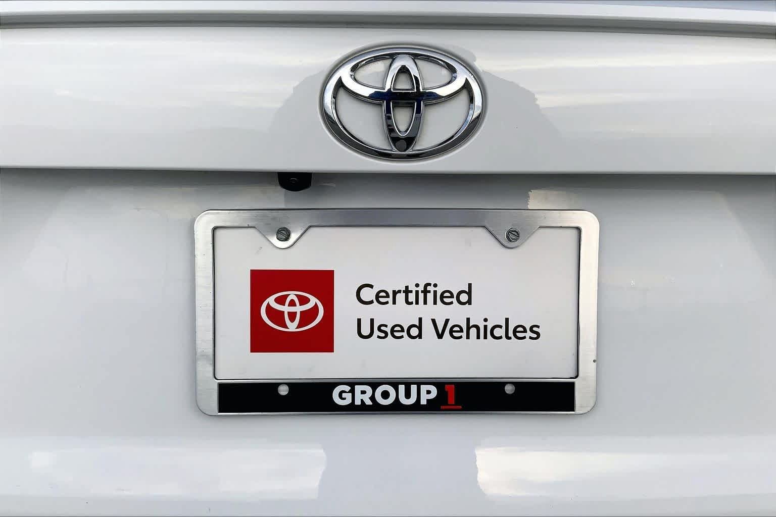Used 2025 Toyota RAV4 LE AWD/4WD image 10