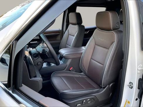 Used 2024 GMC Sierra 1500 Denali w/ Denali Reserve Package image 15