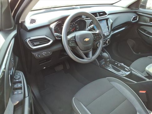 Used 2023 Chevrolet TrailBlazer LT w/ Convenience Package image 15